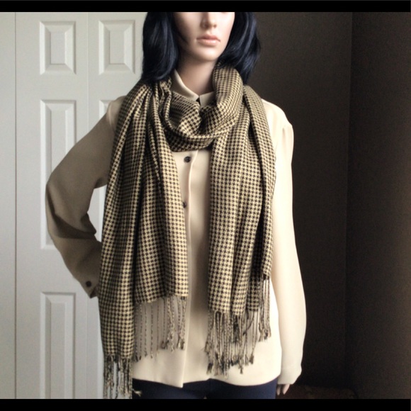 Accessories - Camel and Black Fringed Scarf